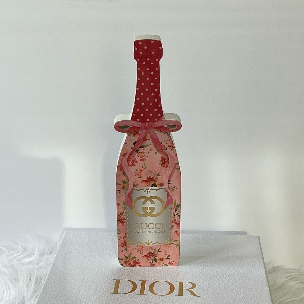 Gucci Sparkling Rose Bath Soak - Pink Floral